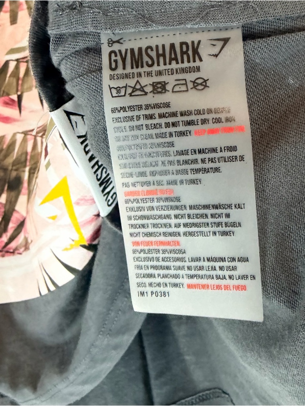 GYMSHARK Women’s Size S Top Tank Graphic Twist Back Workout Athletic - Picture 8 of 12
